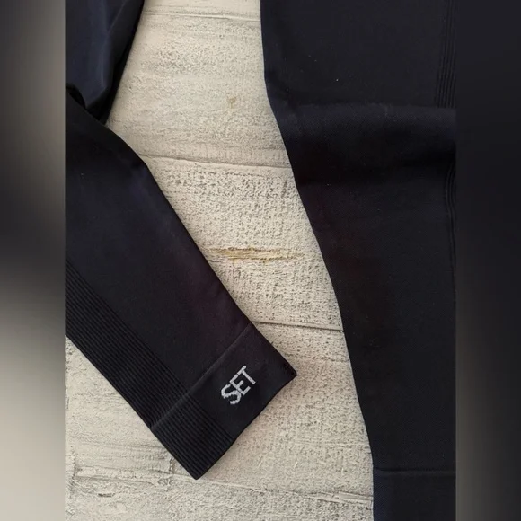 SET Active Black Seamless Leggings - Picture 3 of 3